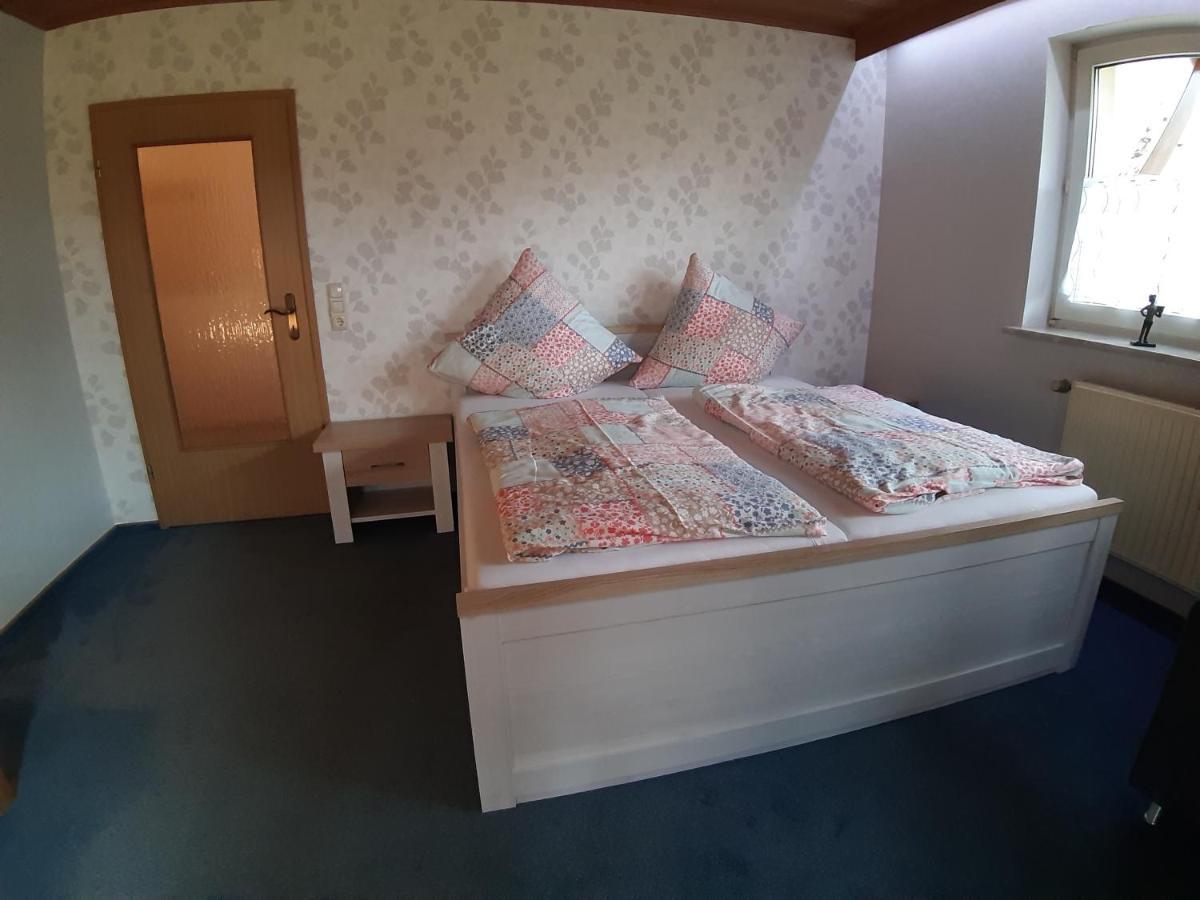 Ferienwohnung Elisabeth Egloffstein Екстериор снимка