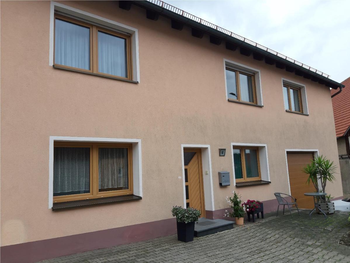 Ferienwohnung Elisabeth Egloffstein Екстериор снимка